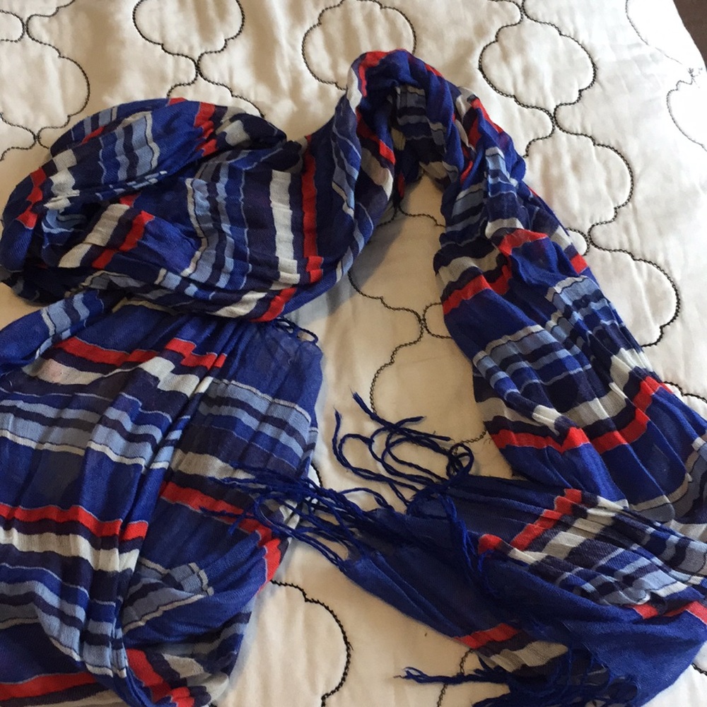 Colorful Talbots scarf - Picture 5 of 5